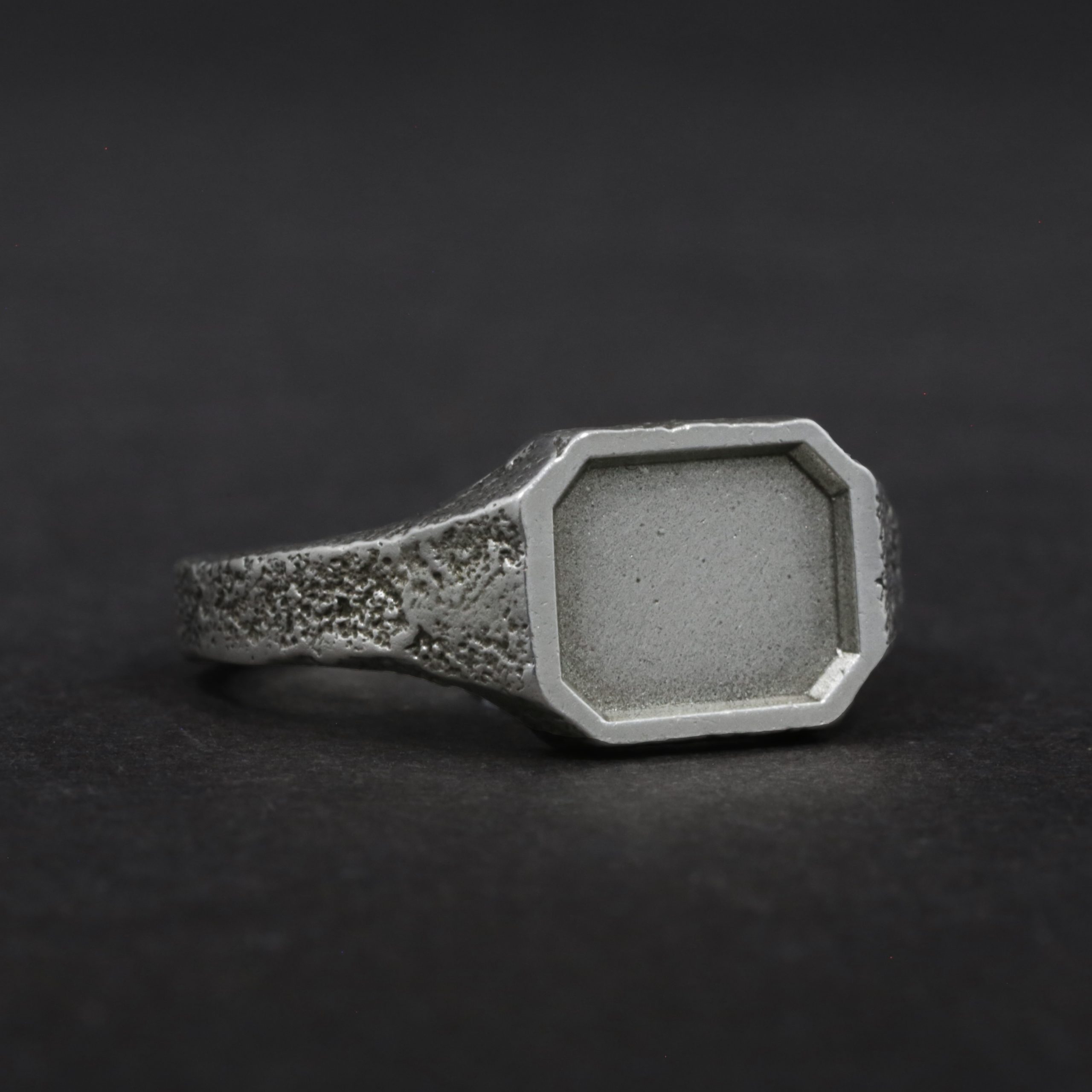 Recess Ring
