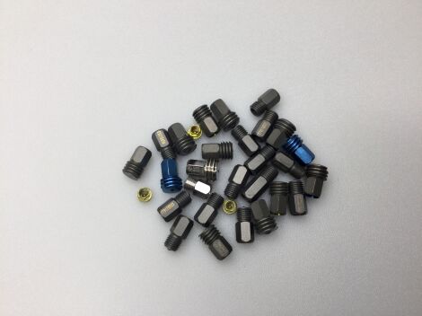 SCREW 858-855  SS M8 BREAK OFF SET