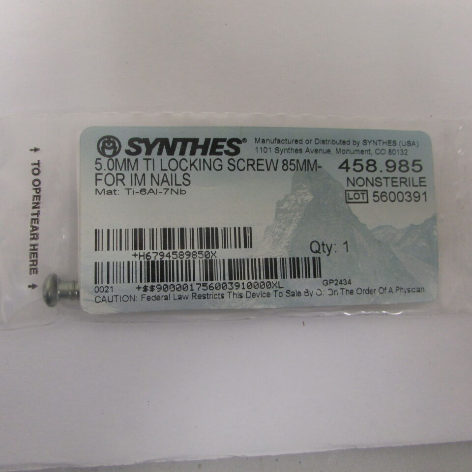 SCREW 859-535  5.5 FIXED ANGLE 5.5X35 TI