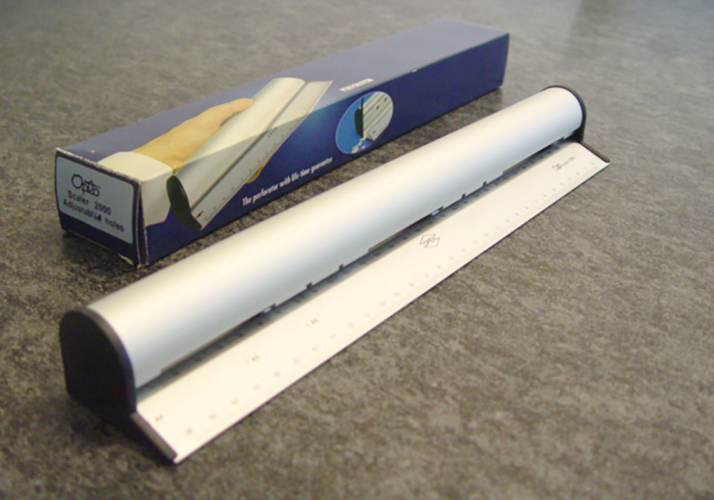 INSTRUMENT 8616012 PERFORATOR