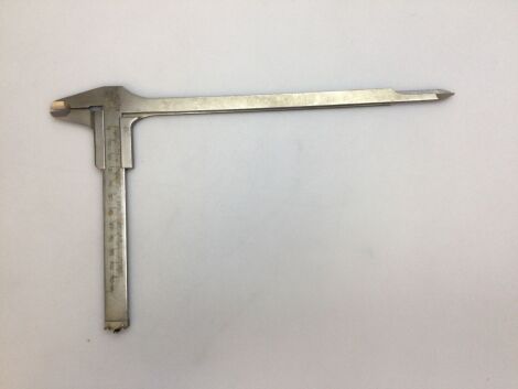 INSTRUMENT 9339095 CALIPER