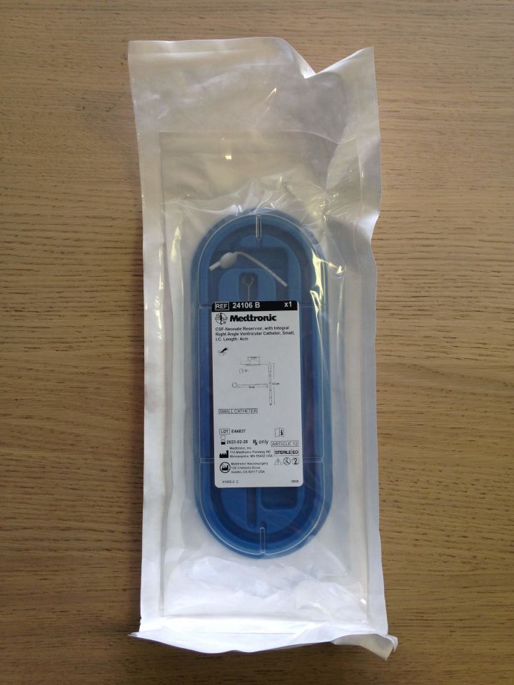 RESERVOIR 24106 E NEONATE ANGUL CATH 7CM