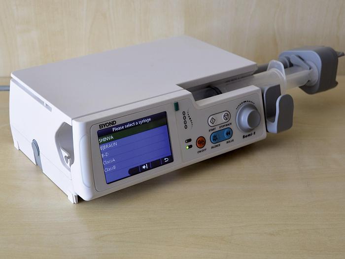 QUANTUM ROLLER PUMP QRP8