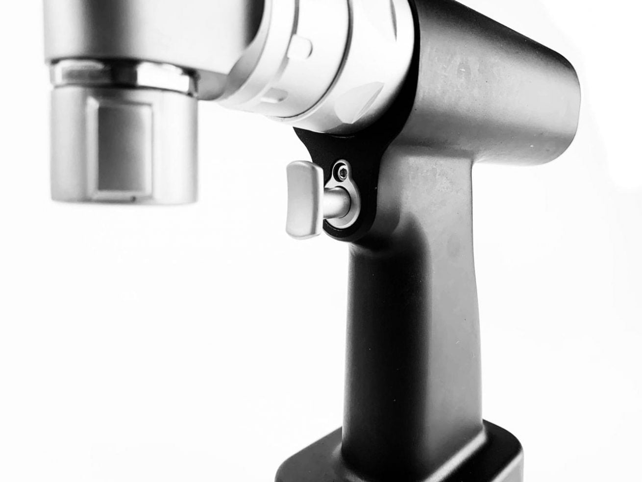 SAW OSCILLATING