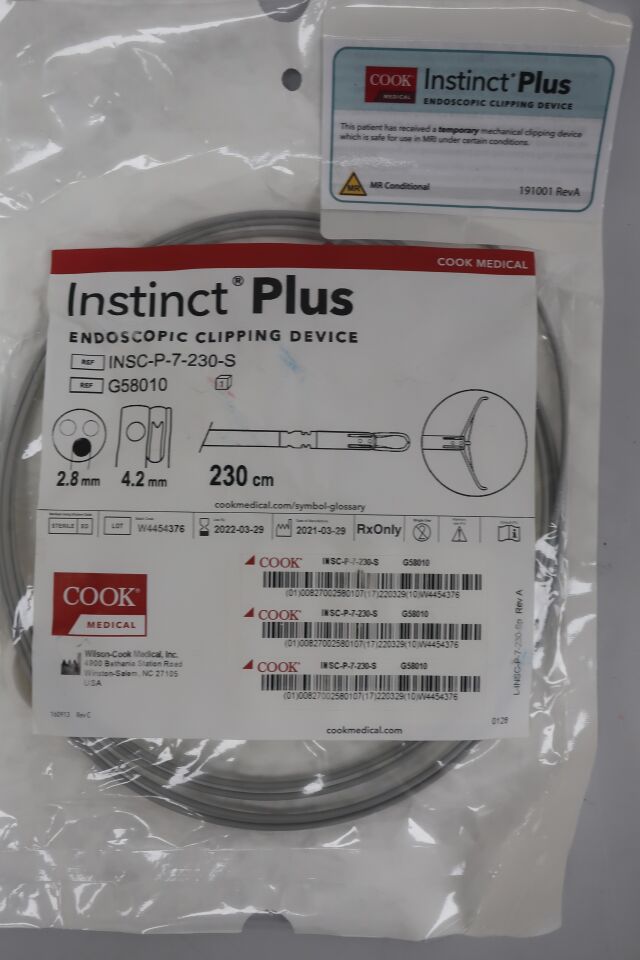 Instinct Plus Endoscopic Clipping Device, 1 Each
