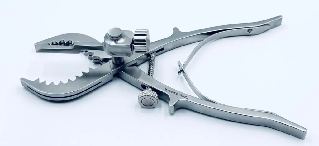 Patella Glide Resection Guide